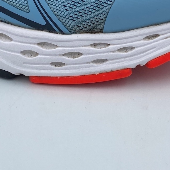 New Balance Blue and Gray Athletic Shoes with Fresh Foam Cushioning - Picture 5 of 16